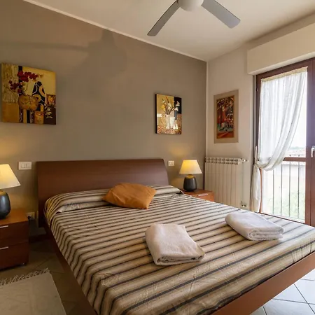 Con Splendido Terrazzo Apartment Siena